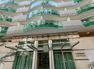 Promenade Palladium Hotel - Facade